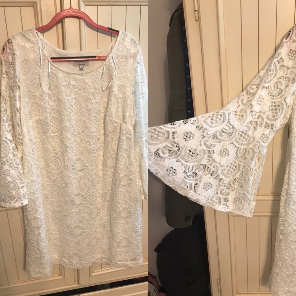 White Lace dress with bell sleeve